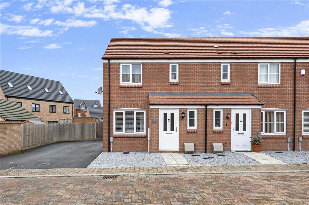 Bosworth Street, Barton Seagrave 3 bed property to rent £1,250 pcm (£