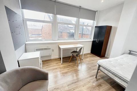 Studio to rent, Abington Street, Northampton NN1