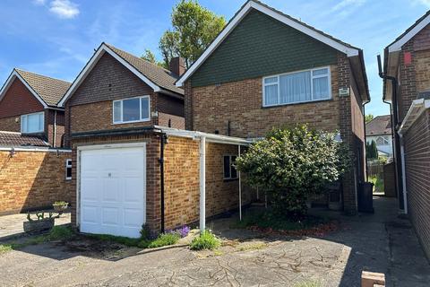 3 bedroom detached house for sale, Staines Road, Bedfont, TW14