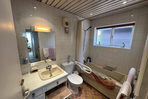 363 Staines Road, Feltham, TW14 9HF