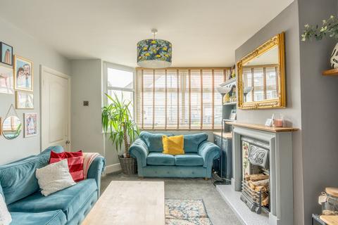 2 bedroom end of terrace house for sale, Bristol BS34