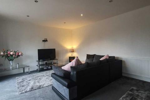 3 bedroom detached house to rent, Hayes UB3