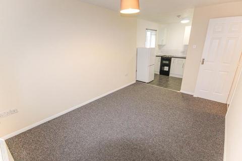 1 bedroom flat to rent, Bridgewater court, Langley