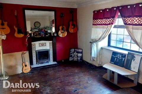 3 bedroom terraced house for sale, Queen Street, Nantyglo