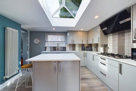 15 Church Park, Bodmin, PL31 2BU
