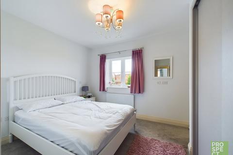 3 bedroom semi-detached house to rent, Heather Green, Warfield, Bracknell, Berkshire, RG42