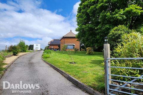 5 bedroom detached house for sale, Farm Road, Nantyglo