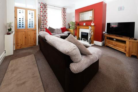 47 Smallshaw Lane, Ashton-under-lyne, OL6 8PX