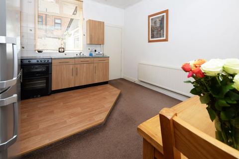47 Smallshaw Lane, Ashton-under-lyne, OL6 8PX