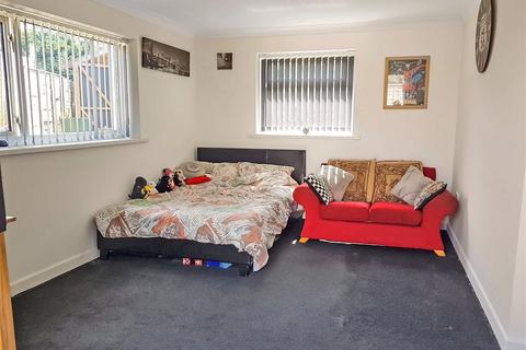 4 bedroom detached bungalow for sale, Tremayne Park, Pengegon, Camborne