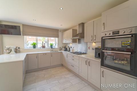 4 bedroom detached house for sale, Cold Mill Road, Newport, NP19