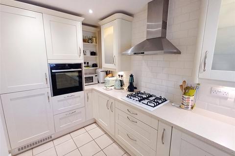 4 bedroom terraced house for sale, Seager Way, Poole, Dorset, BH15