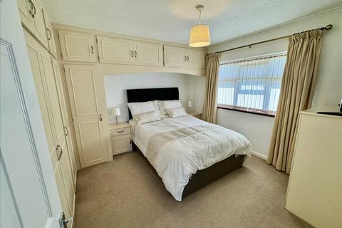 3 bedroom semi-detached house for sale, Hopton Crescent, Wednesfield, Wednesfield