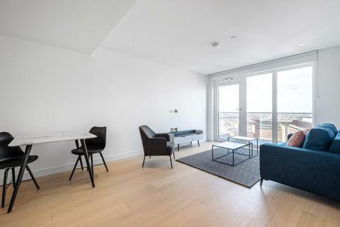 1 bedroom apartment to rent, Belvedere Row Apartments，Fountain Park Wy，London W12