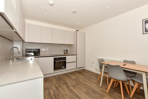 2 bedroom flat for sale, Eastern Avenue, Western Cross, Ebbsfleet Valley, Kent