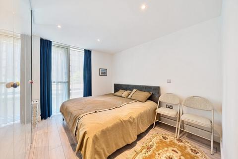 2 bedroom flat for sale, Millharbour London E14