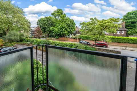 Flat 3, Cameron Court Princes Way, London, SW19 6QY