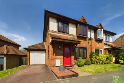 3 bedroom semi-detached house for sale, Mareshall Avenue, Warfield, Bracknell, Berkshire, RG42
