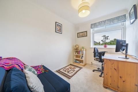2 bedroom apartment to rent, Wimbledon Park Road London SW18