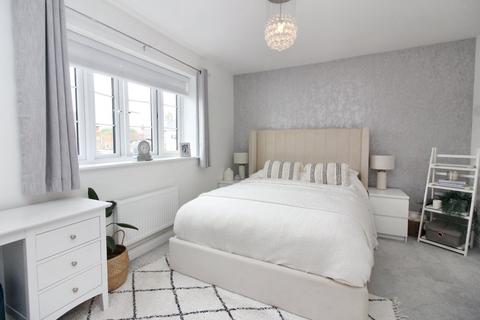2 bedroom maisonette for sale, New Street, Shefford, SG17