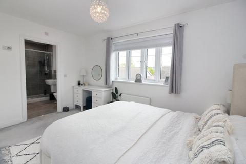 2 bedroom maisonette for sale, New Street, Shefford, SG17