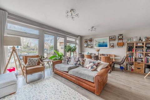 40 Royal Quay, Harefield, Uxbridge, UB9 6FG