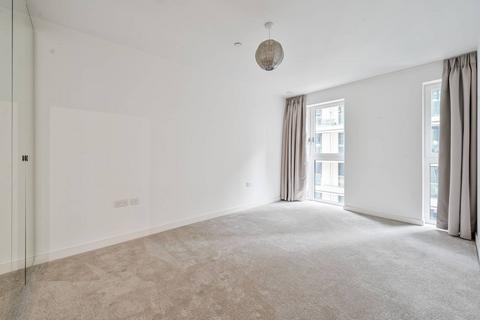 2 bedroom flat to rent, District Court, Commercial Road, Aldgate, London, E1