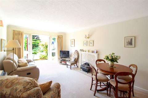 2 bedroom retirement property for sale, Orchard Mead, Eastwood Road North, Leigh-on-Sea, Essex, SS9