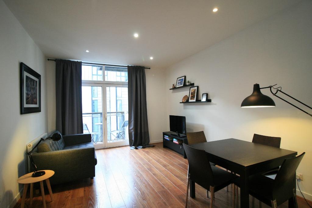 Oswald Street, Glasgow G1 1 bed flat to rent £1,250 pcm (£288 pw)