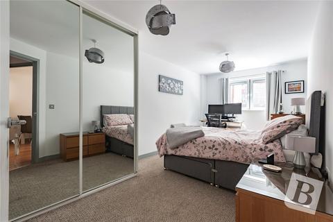 1 bedroom apartment for sale, Hazeleigh House, Market Place, Romford, RM1