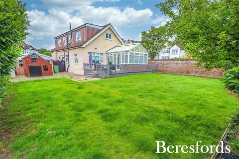 48 Grosvenor Gardens, Upminster, RM14 1DJ