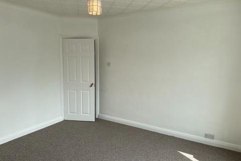 2 bedroom flat to rent, Longlands Rd, Sidcup DA15