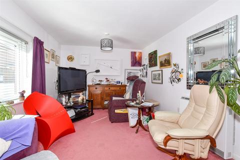 1 bedroom ground floor flat for sale, Jasmine Court, Horsham, West Sussex