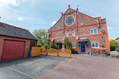 3 bedroom mews for sale, Newland Mews, Culcheth, WA3