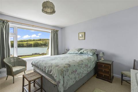 4 bedroom bungalow for sale, Embankment Road, Kingsbridge, Devon, TQ7