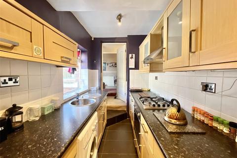 3 bedroom apartment for sale, Inskip Terrace, Gateshead, NE8