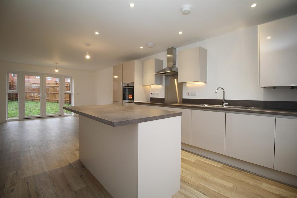 Brick Kiln Road, Sileby, LE12 3 bed semidetached house to rent £