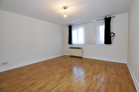 1 bedroom flat to rent, Tideside Court, Harlinger Street, King Henrys Wharf, SE18