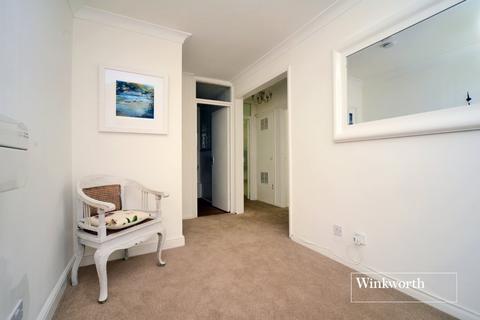 2 bedroom apartment for sale, Woodcote Road, Wallington, SM6