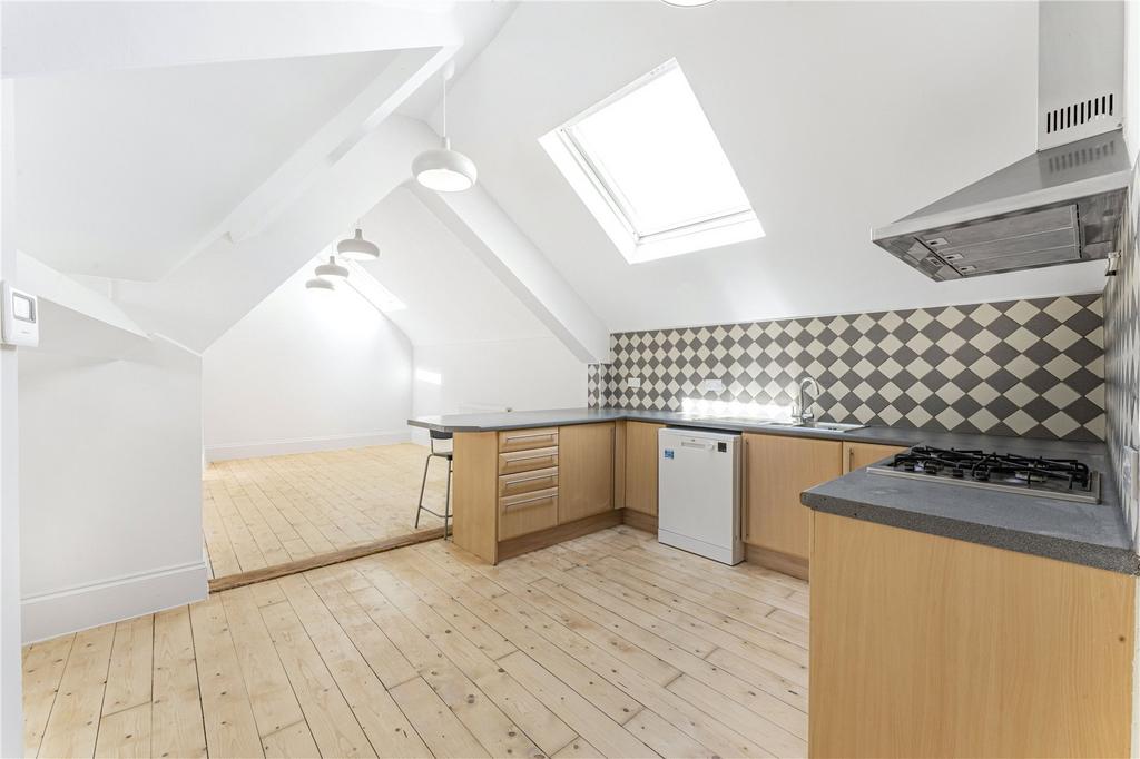 Kitchen/Reception