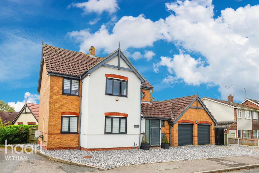 Vine Road, Tiptree 4 bed detached house for sale £550,000