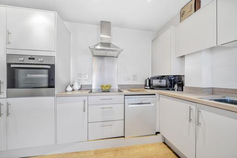 2 bedroom apartment for sale, Castleridge Drive, Greenhithe, Kent
