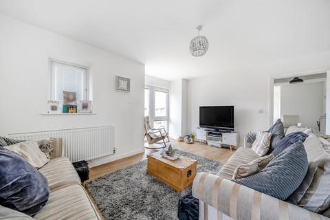 17 Castleridge Drive, Greenhithe, DA9 9WR