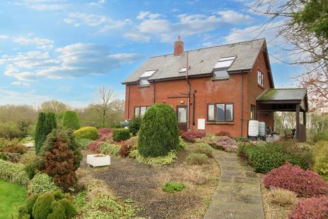 3 bedroom detached house for sale, Pool Quay SY21