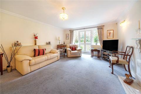 2 bedroom apartment for sale, Eastbury Avenue, Northwood, Middlesex