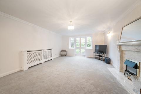 2 bedroom apartment for sale, Eastbury Avenue, Northwood, Middlesex