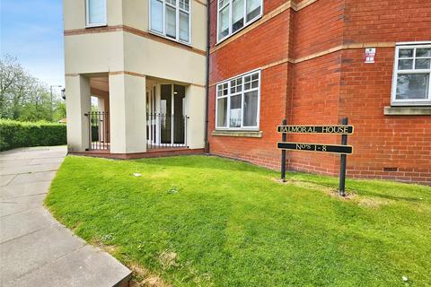 2 bedroom apartment to rent, Pennant Court, Penn Road, Wolverhampton, West Midlands, WV3