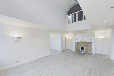 4 bedroom penthouse for sale, Ancoats Lane, Great Warford