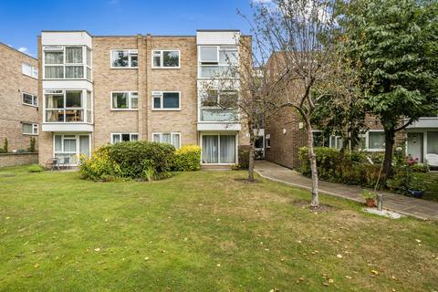 16 Cadogan Close, Beckenham, BR3 5XY