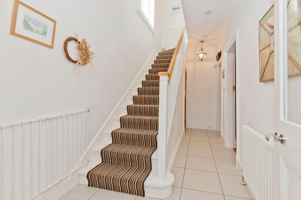 Beveridge Road, Kirkcaldy, KY1 4 bed semidetached house for sale £